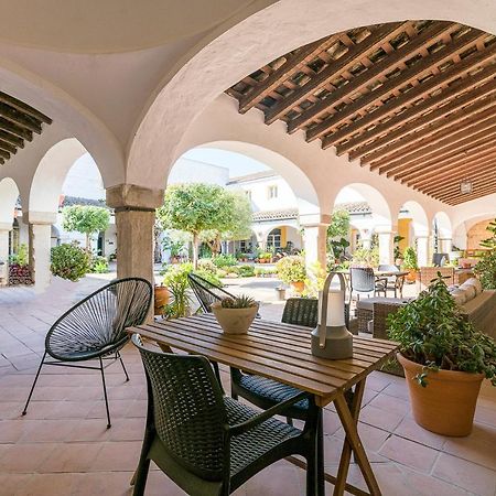 Appartamento Cream Loft Siente Jerez Parking Incluido Jerez de la Frontera Esterno foto