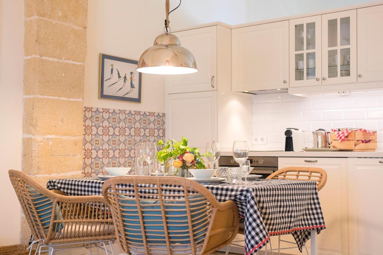 Appartamento Cream Loft Siente Jerez Parking Incluido Jerez de la Frontera Esterno foto