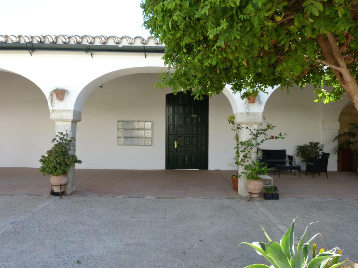 Appartamento Cream Loft Siente Jerez Parking Incluido Jerez de la Frontera Esterno foto
