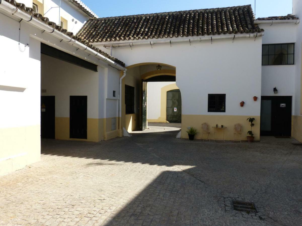 Appartamento Cream Loft Siente Jerez Parking Incluido Jerez de la Frontera Esterno foto